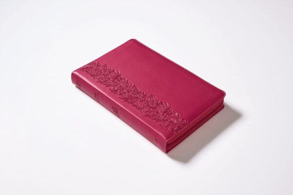 Biblia RVR60 Tierra Santa Ultrafina Letra Grande Leathersoft Fucsia Con Cierre - Imagen 2