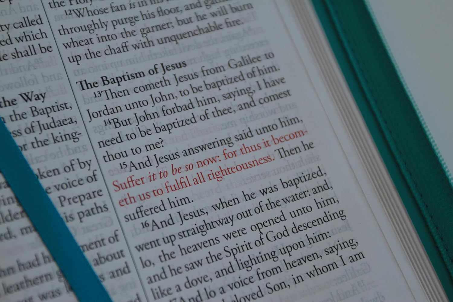 King James Version (KJV) Holy Bible Large Print, Handy Size, Aquamarine Premium Imitation Leather Cover with Zipper, Red Letter Edition, Ribbon Marker - Imagen 6