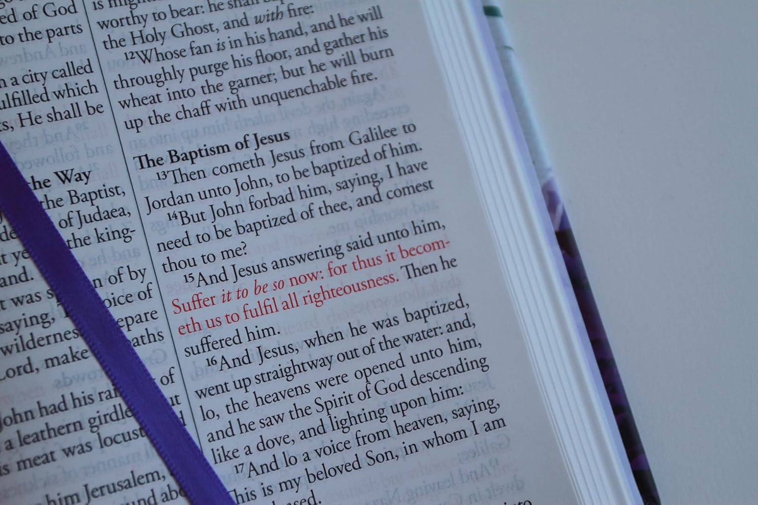 KJV Holy Bible, Large Print Medium Format, Purple Cloth Hardcover with Floral Design, Ribbon Marker, Red Letter - Imagen 7