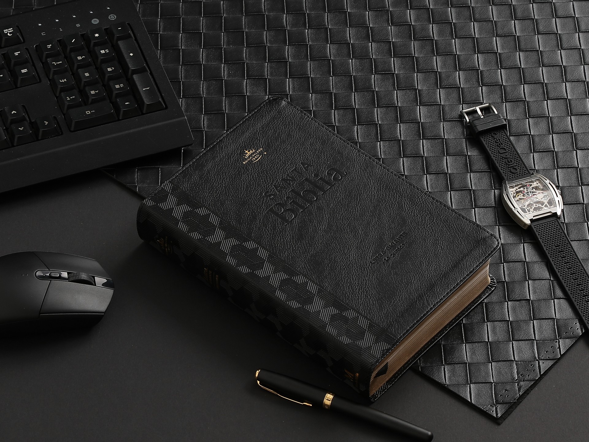 Biblia RVR60 Tamaño manual Letra Gigante i/piel Negro - Imagen 3