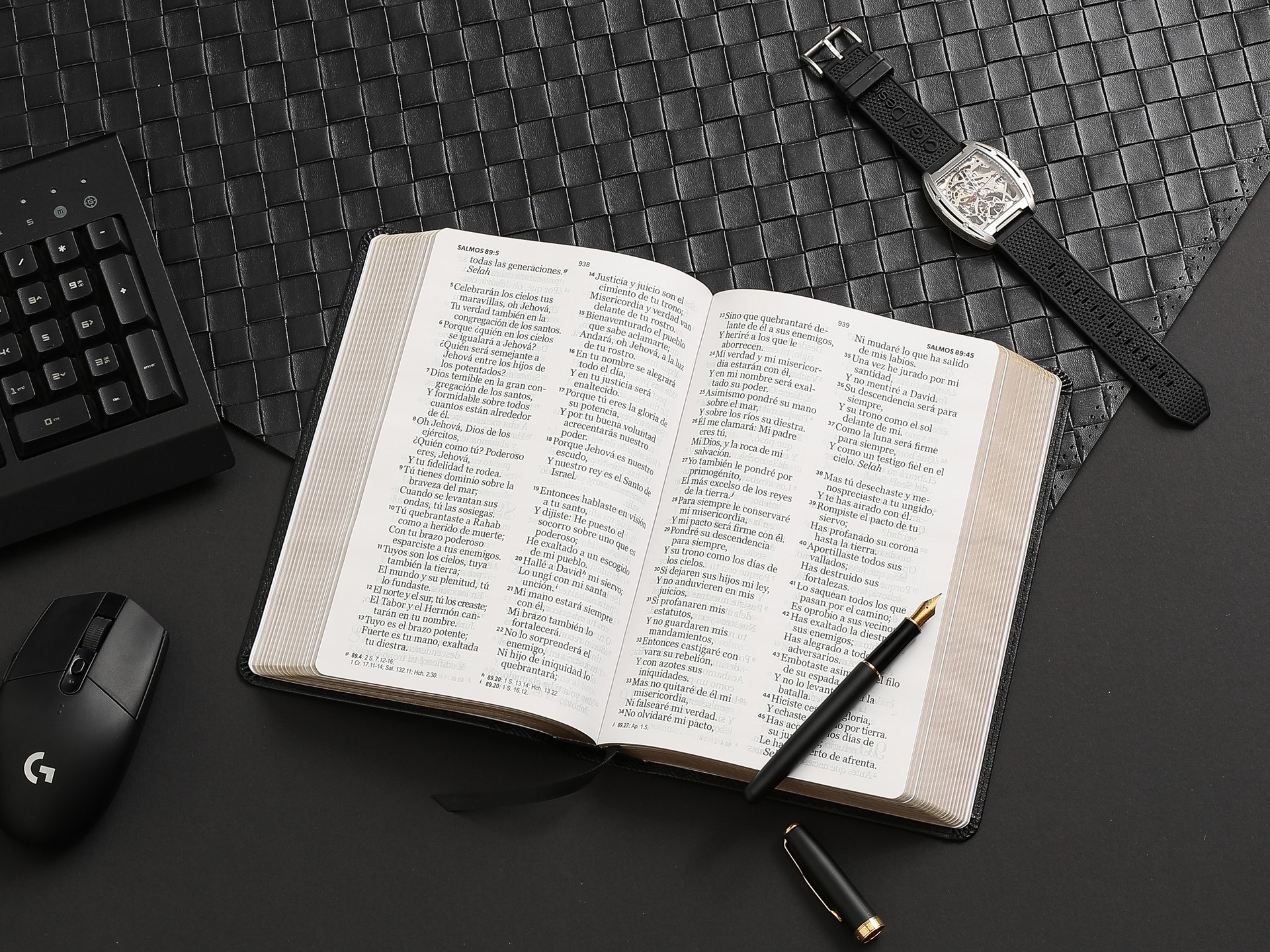 Biblia RVR60 Tamaño manual Letra Gigante i/piel Negro - Imagen 5