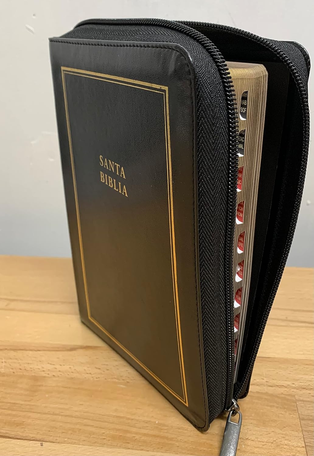 Biblia RVR60 Manual Letra Gigante Semil Piel Negro Indice Cierre - Imagen 4