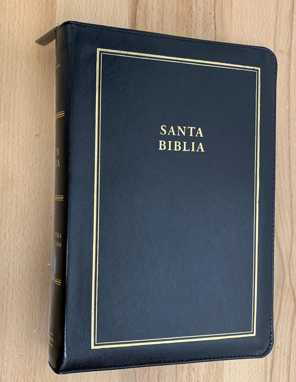 Biblia RVR60 Manual Letra Gigante Semil Piel Negro Indice Cierre - Imagen 7