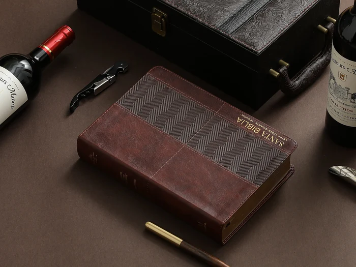 Biblia RVR60 Letra Super Gigante 19 puntos Café Efeso - Imagen 3