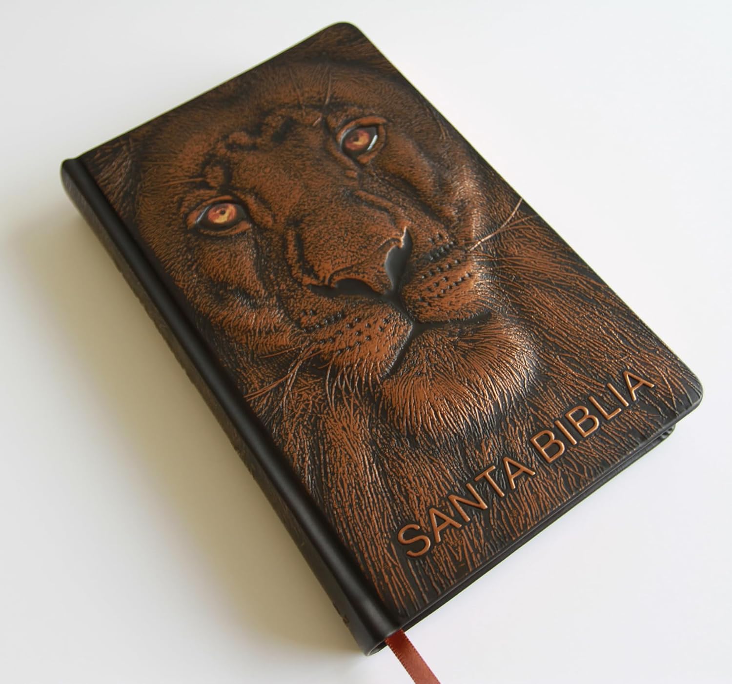 Biblia RVR 1960 Letra grande Edición León de Judá en Bronce 3D - Imagen 5