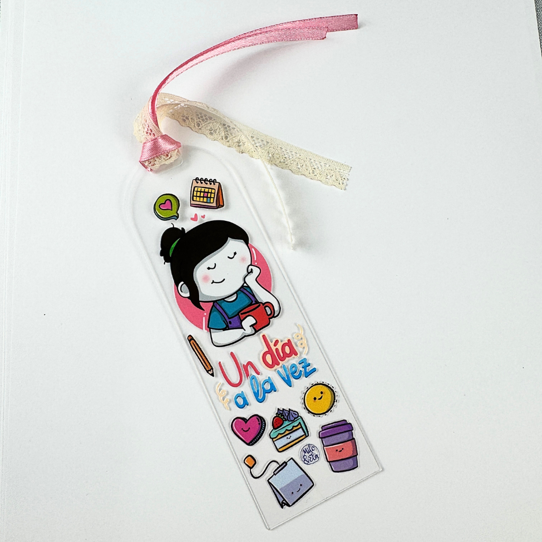 Separador de libros acrílico – Un día a la vez 🌸📖 - Imagen 3