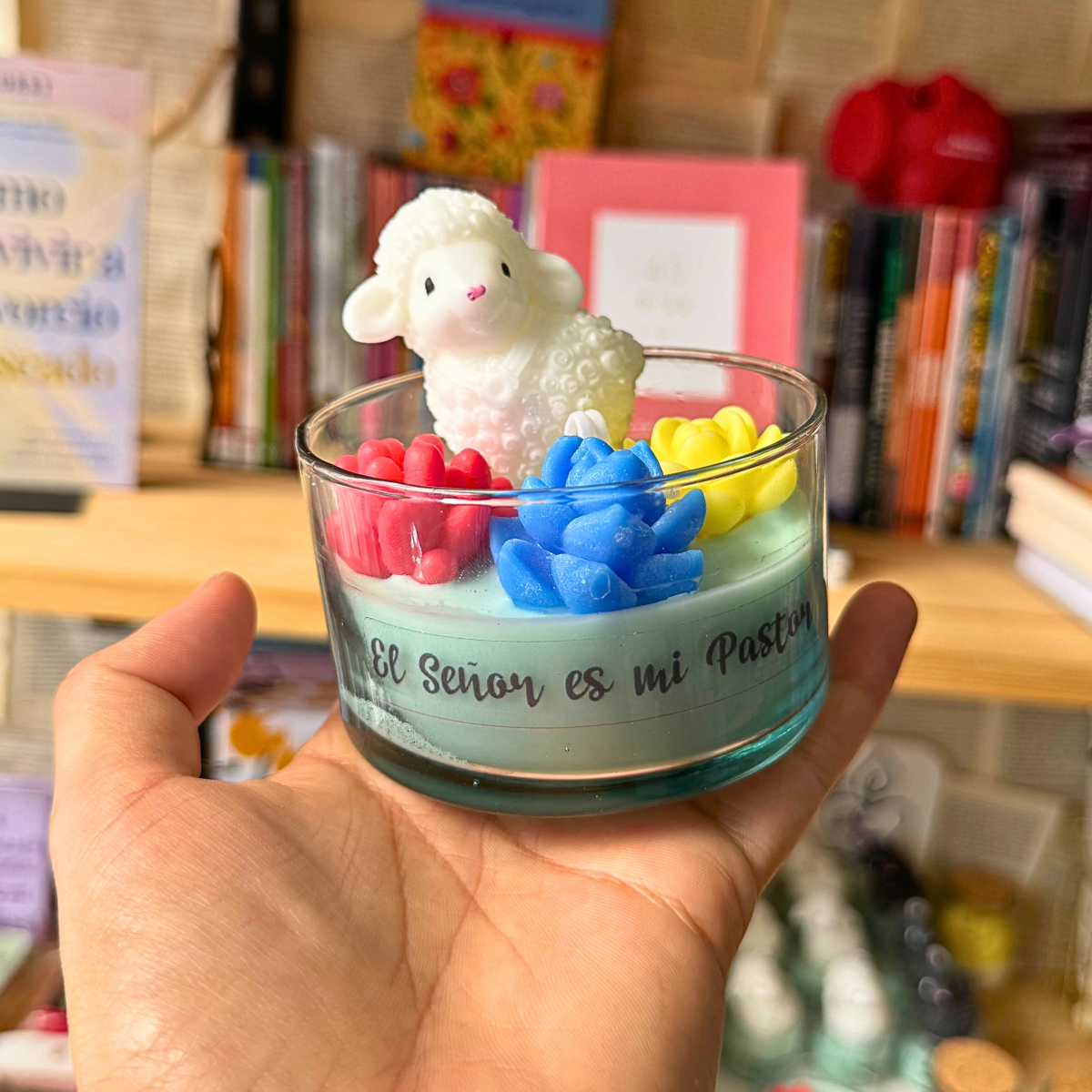 🐑 Vela Decorativa Ovejita con Suculentas 🪷 – “El Señor es mi Pastor”