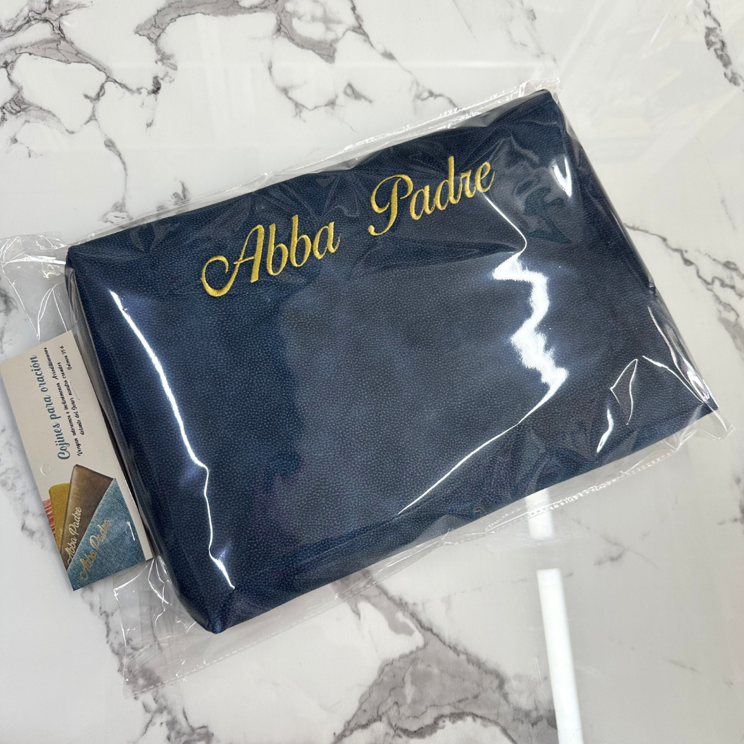Cojín de Oración “Abba Padre” Azul - Bordado - Imagen 5