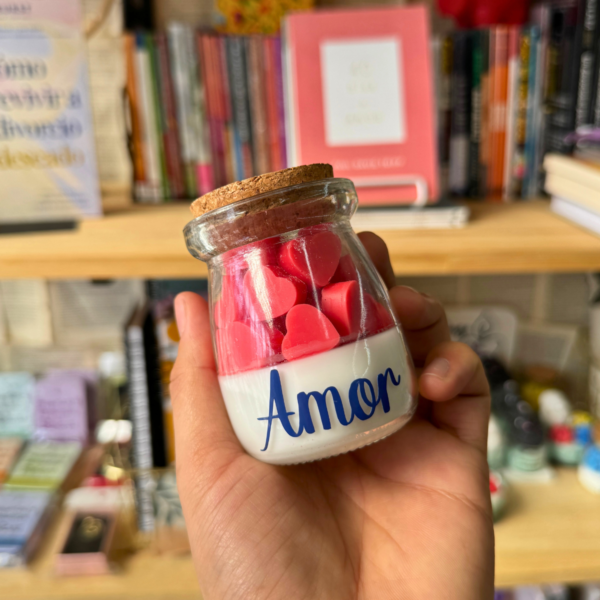 ❤️ Vela en Frasco con Corazones – “Amor”