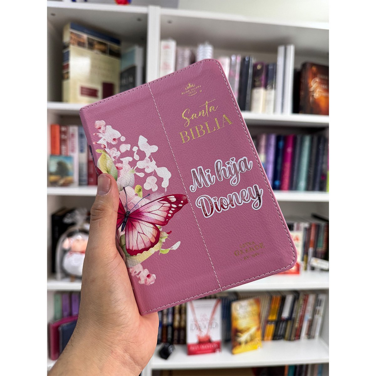 Personalizacion de Biblia con el Nombre - Imagen 3