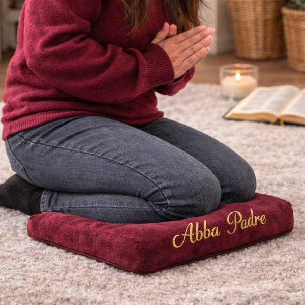 Cojín de Oración “Abba Padre” Vino - Bordado