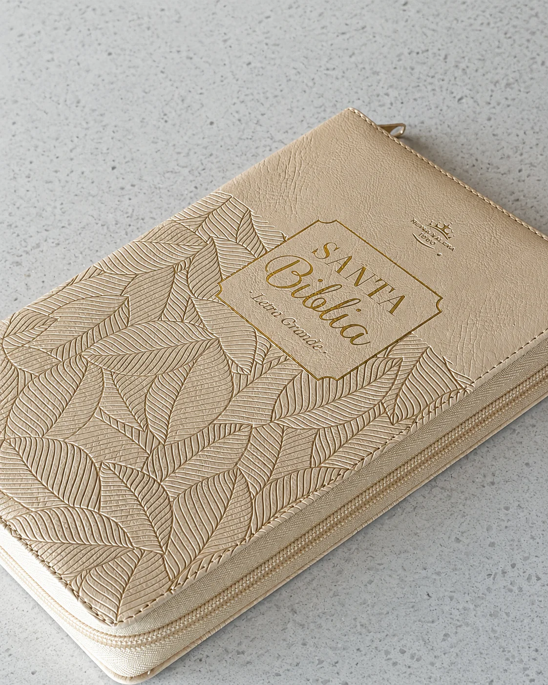 Biblia RVR1960 Letra Grande 11.5 pts – Beige hojas piel cierre - Imagen 5