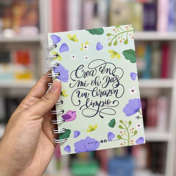 Libreta Mediana “Crea en mí un Corazón Limpio” – Verde – A solas con Jesús