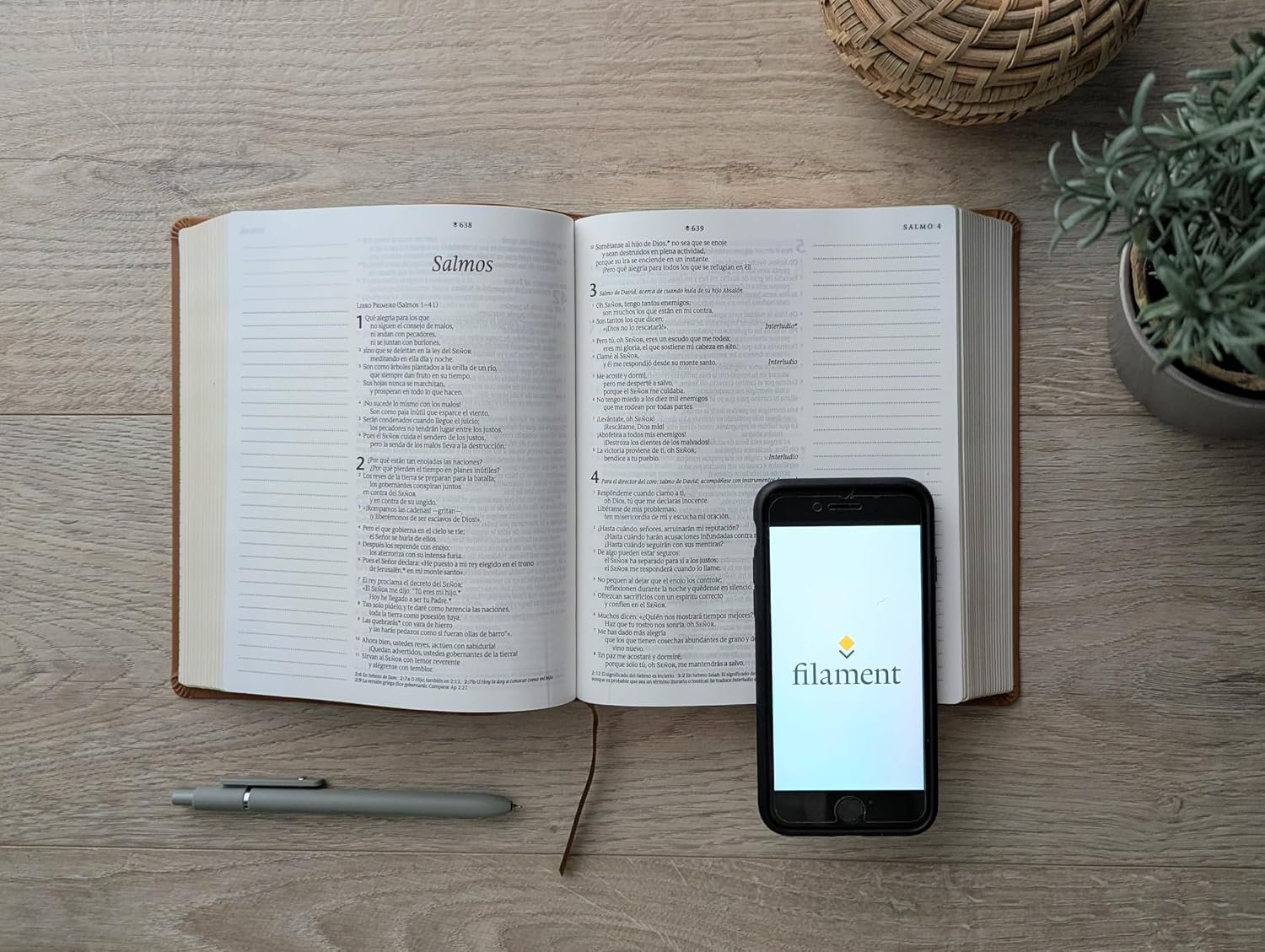Biblia NTV Margen Amplio Cafe Leon con Filament - Imagen 5