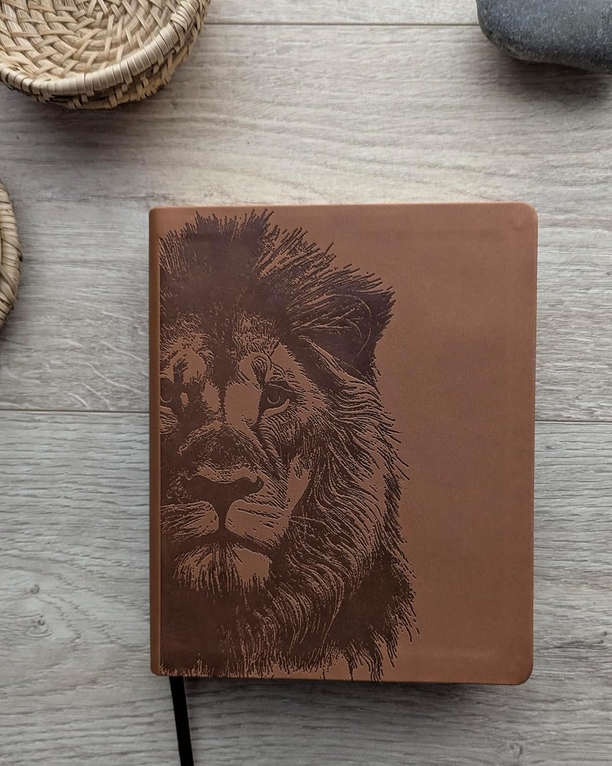 Biblia NTV Margen Amplio Cafe Leon con Filament - Imagen 2